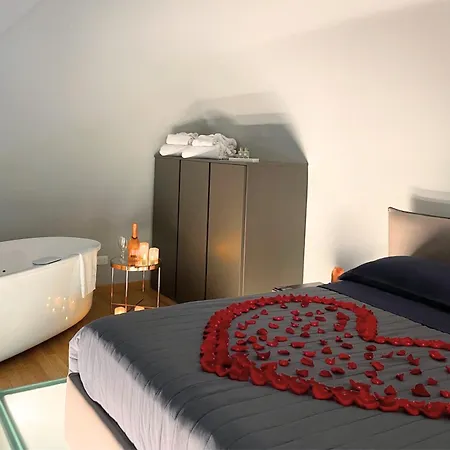 Appartement Jacuzzi Luxury In The Town Centre *