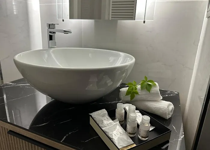 Jacuzzi Luxury In The Town Centre * Torino