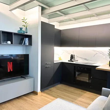 Apartamento Jacuzzi Luxury In The Town Centre