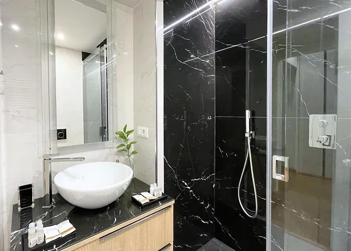 Jacuzzi Luxury In The Town Centre * Turin